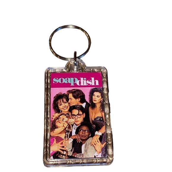 Vintage Keychain SOAP DISH Key Ring Acrylic Fob 1991 ROMANCE MOVIE Paramount Pic - Picture 1 of 3